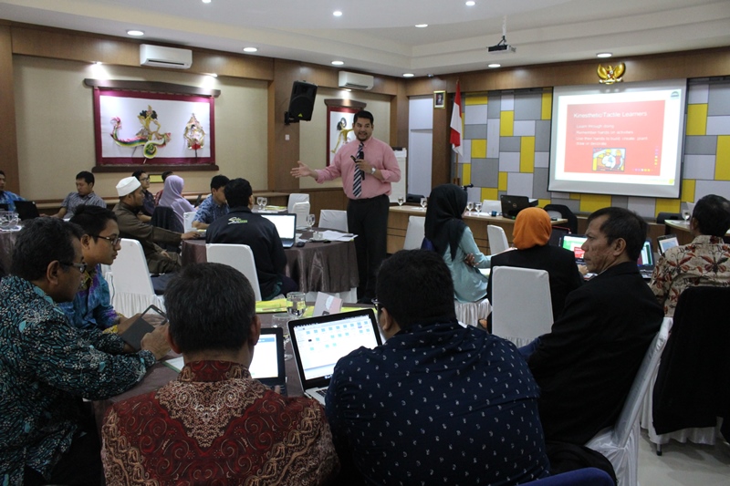 Suasuana Workshop and Expert Clinic on Powerful Web 2.0 Tools for Blended Learning and Instructional Technology